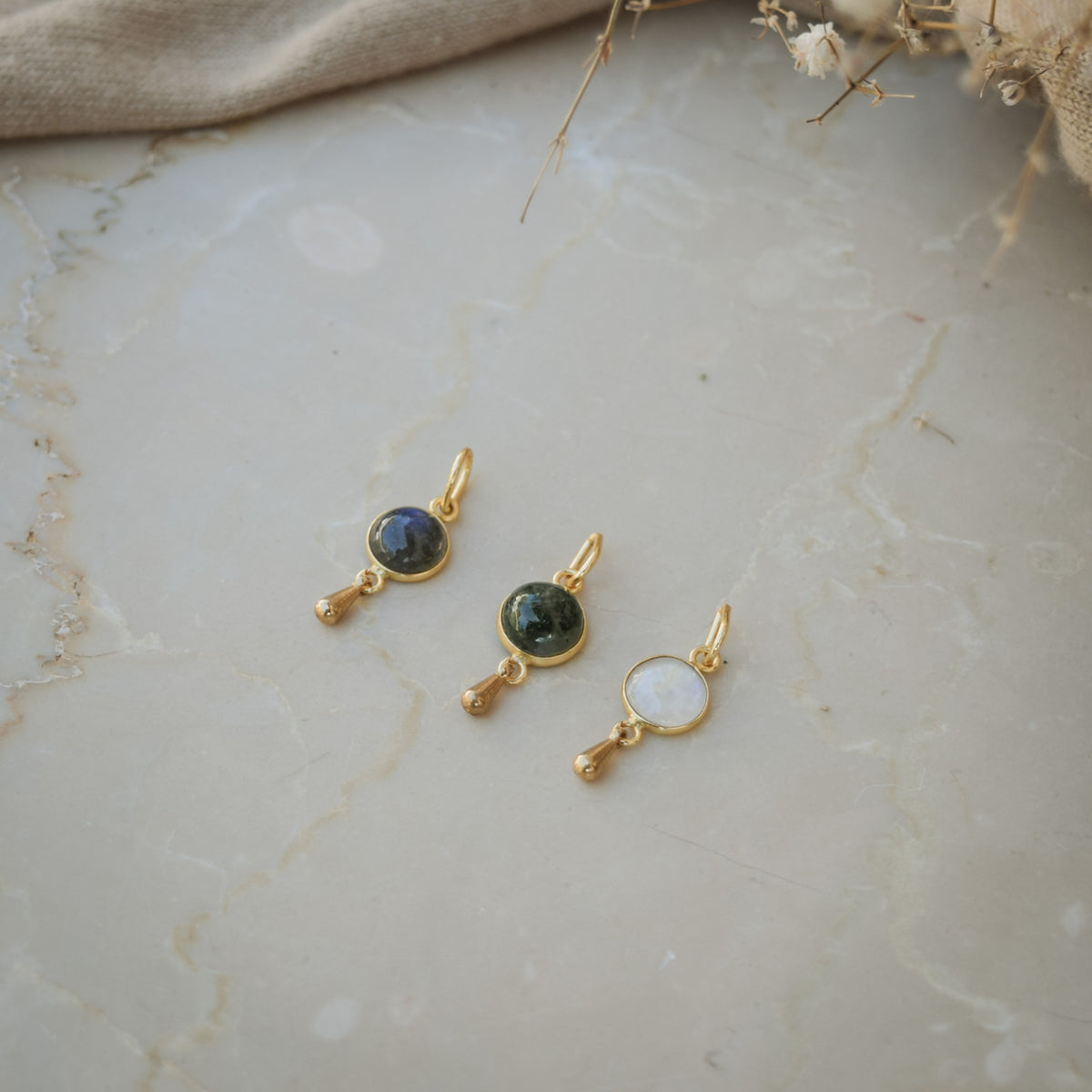 ALTHEA I Moonstone