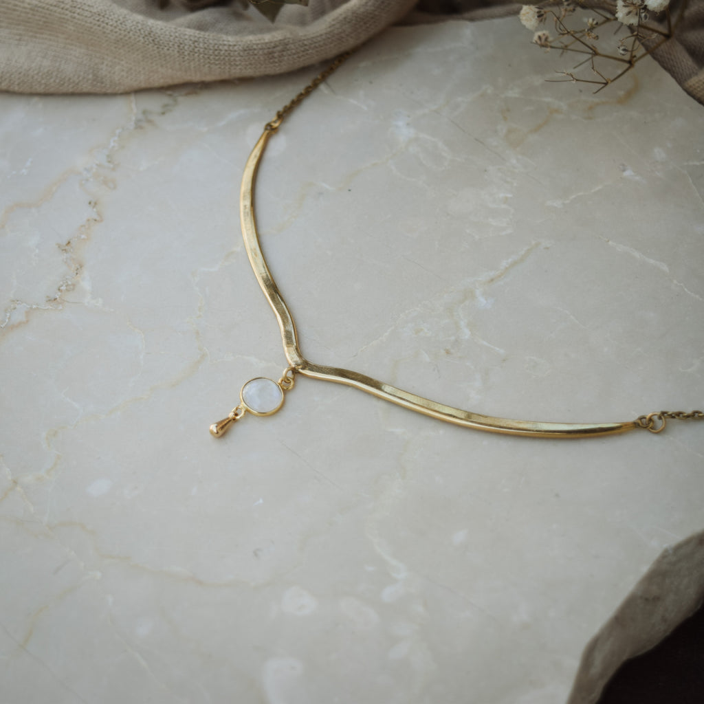 ALTHEA I Moonstone
