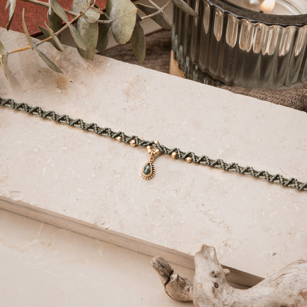 AMARA Moss Agate